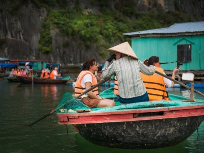 Halong-Bay-Travel